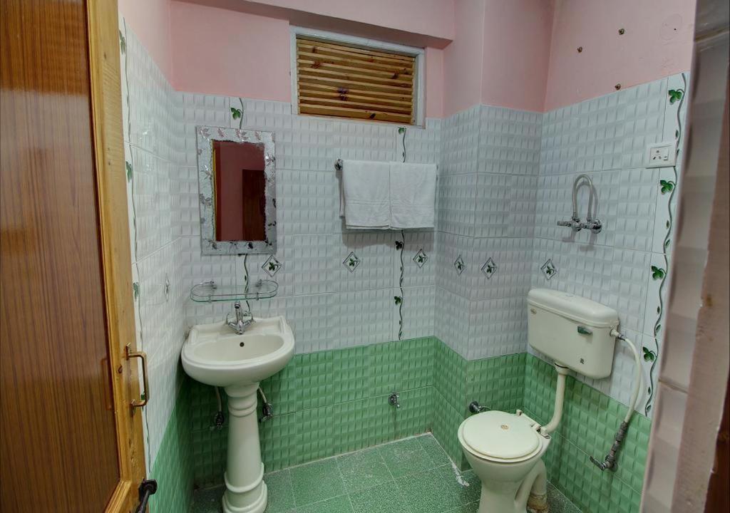 Hotel Kingston Manāli Dış mekan fotoğraf