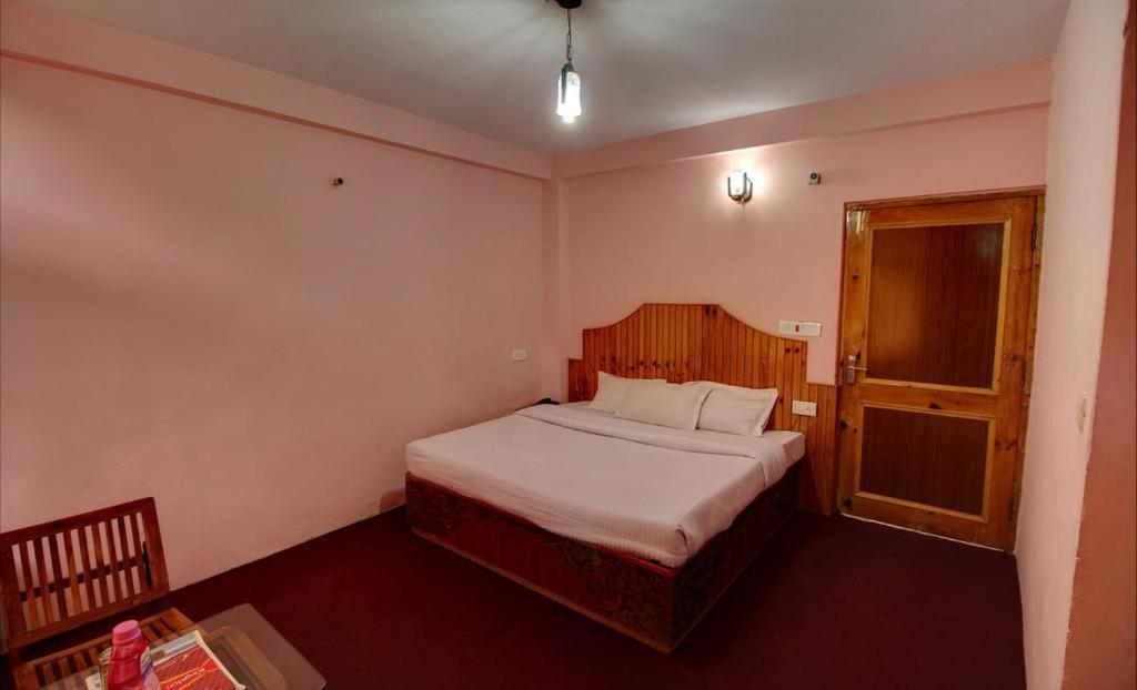 Hotel Kingston Manāli Dış mekan fotoğraf